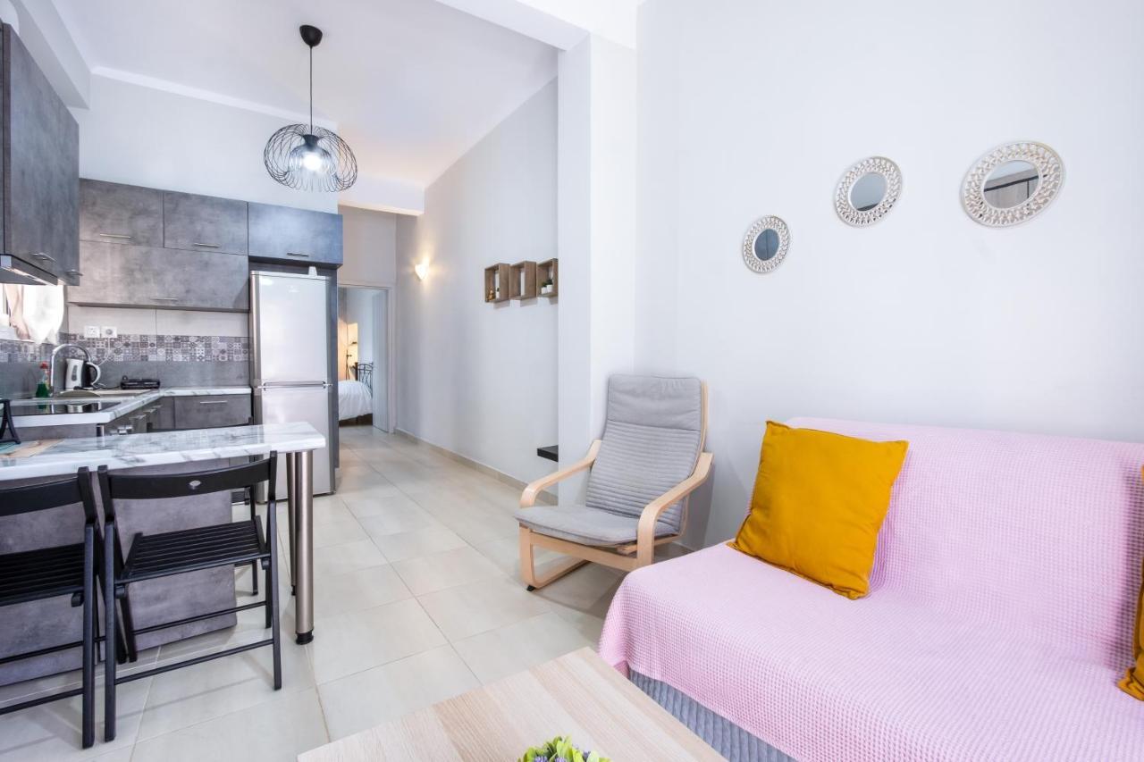 Urban Lifestyle Apartment In Pireus Exteriör bild