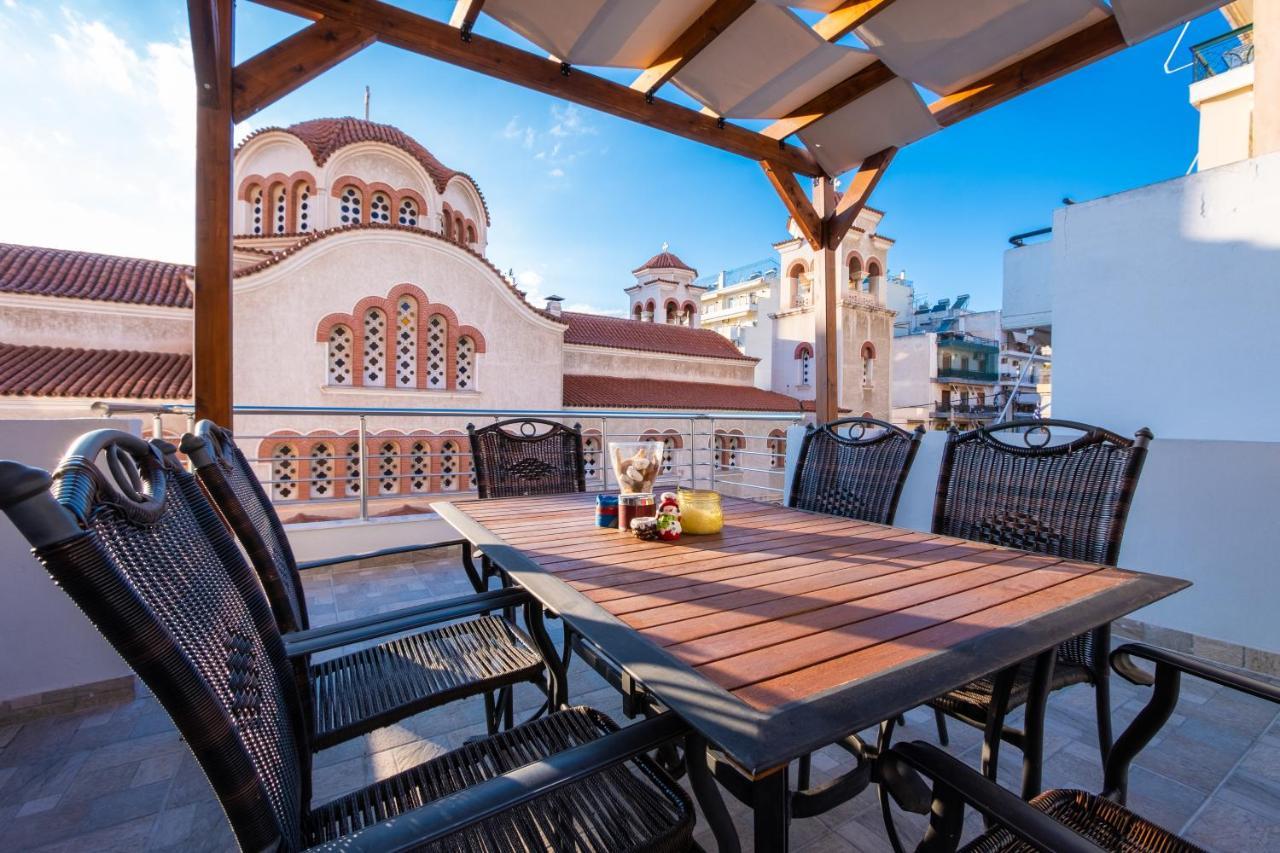 Urban Lifestyle Apartment In Pireus Exteriör bild